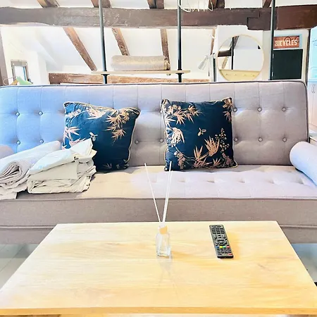 Loft Buhardilla En Perfecta Ubicacion 아파트 *