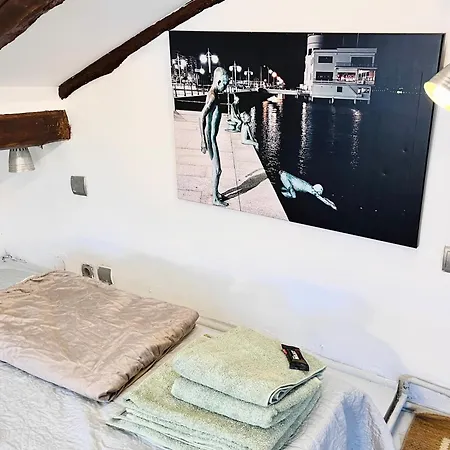 Loft Buhardilla En Perfecta Ubicacion Apartment *